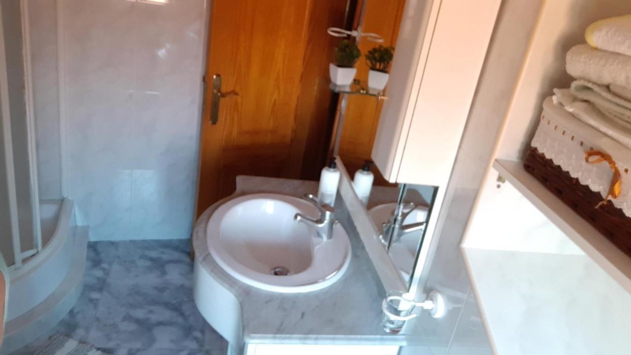 Atico En Pontevedra Ciudad Appartement Buitenkant foto